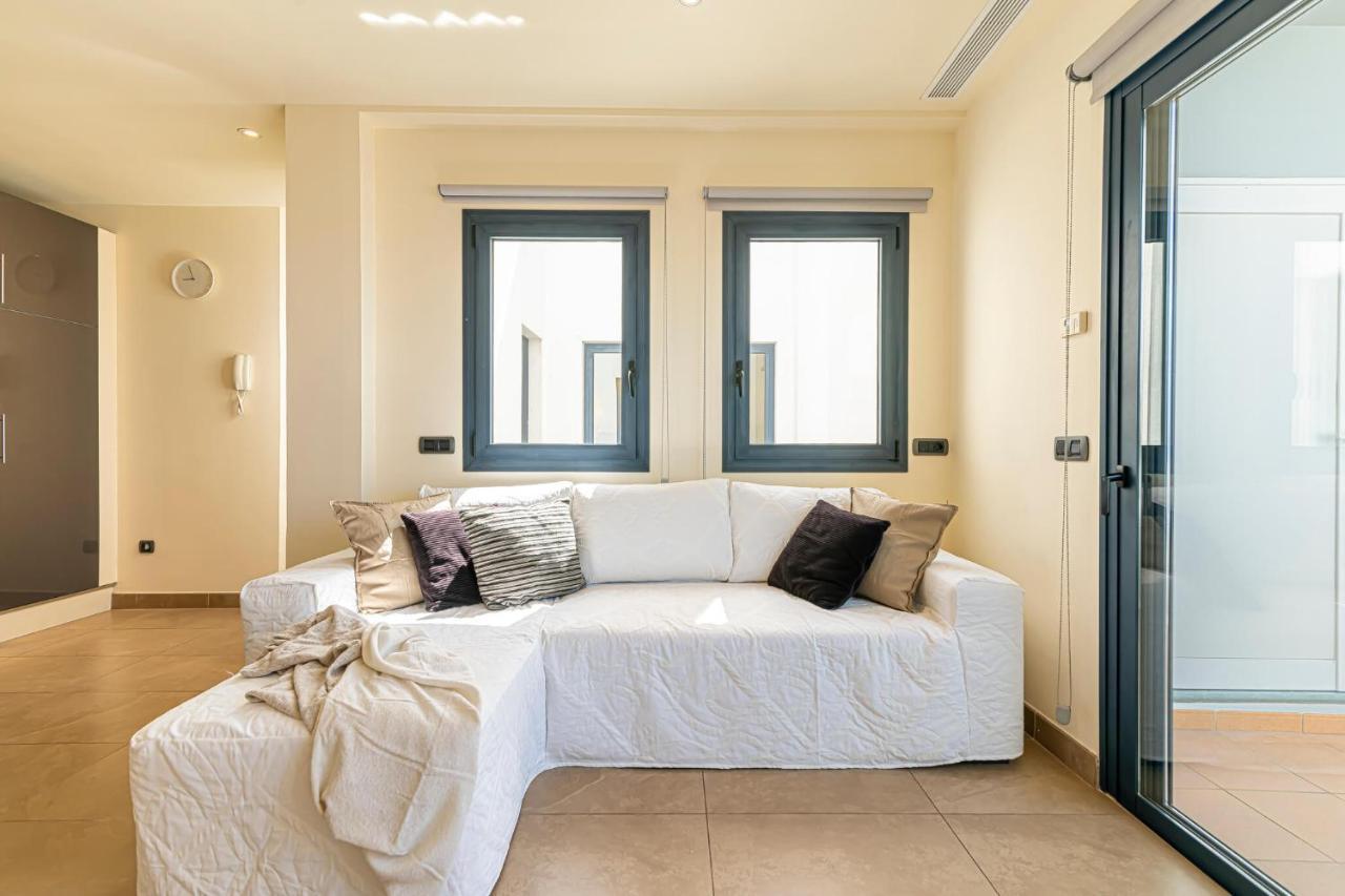 Luxury Holidays Suites, Playa De Los Cristianos Los Cristianos  Luaran gambar