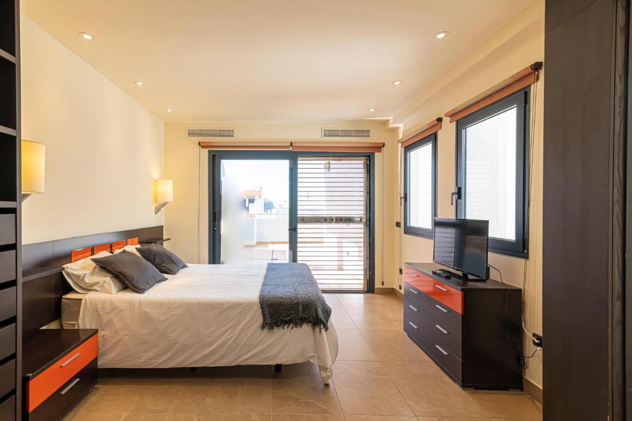 Luxury Holidays Suites, Playa De Los Cristianos Los Cristianos  Luaran gambar