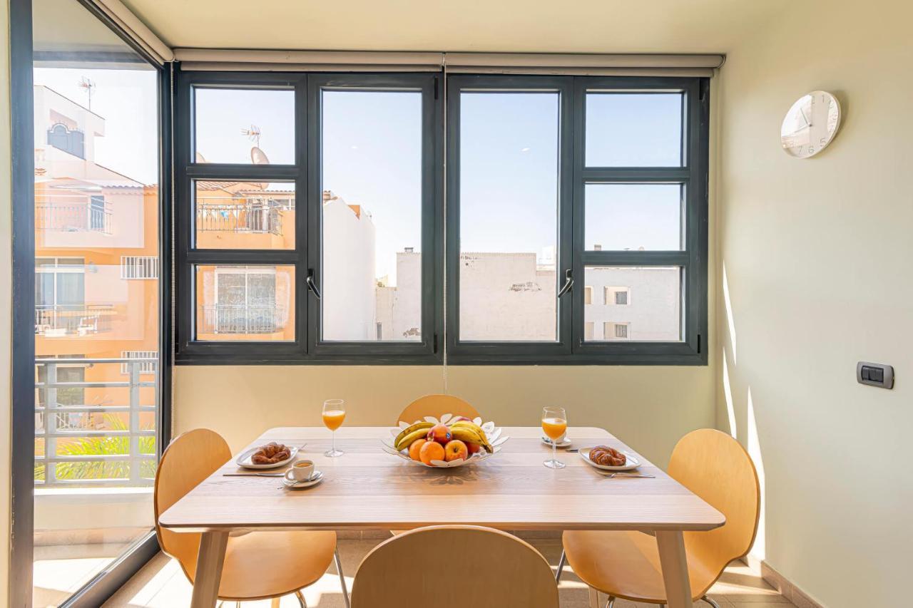 Luxury Holidays Suites, Playa De Los Cristianos Los Cristianos  Luaran gambar