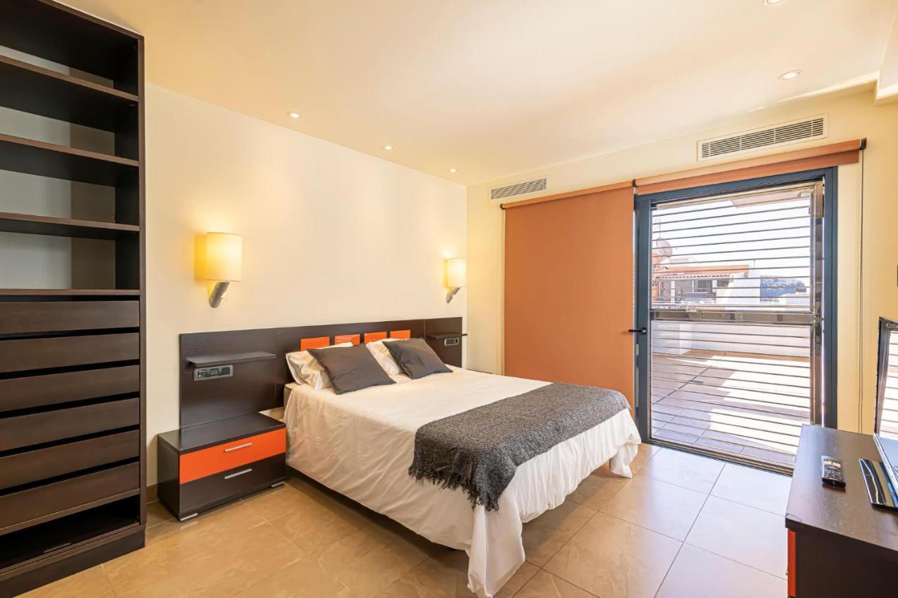 Luxury Holidays Suites, Playa De Los Cristianos Los Cristianos  Luaran gambar