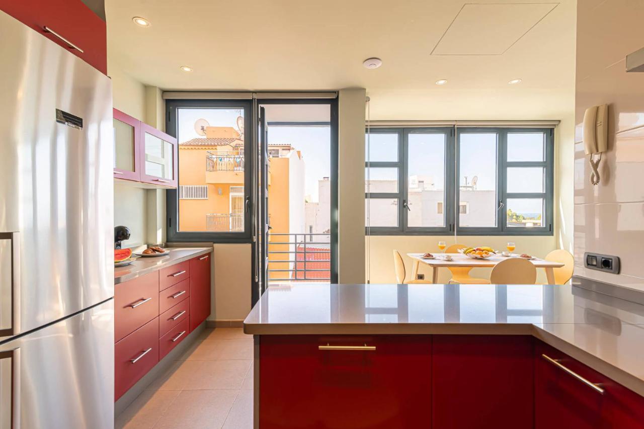 Luxury Holidays Suites, Playa De Los Cristianos Los Cristianos  Luaran gambar
