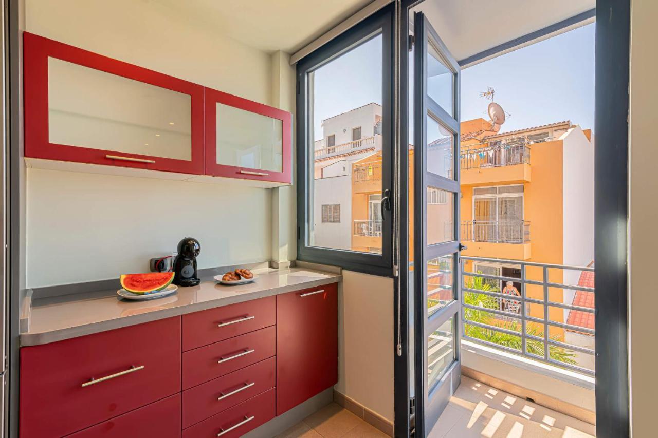 Luxury Holidays Suites, Playa De Los Cristianos Los Cristianos  Luaran gambar