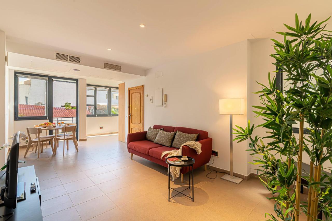 Luxury Holidays Suites, Playa De Los Cristianos Los Cristianos  Luaran gambar
