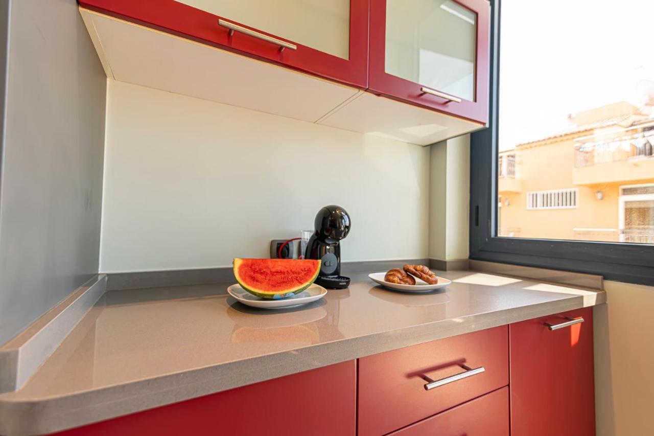 Luxury Holidays Suites, Playa De Los Cristianos Los Cristianos  Luaran gambar