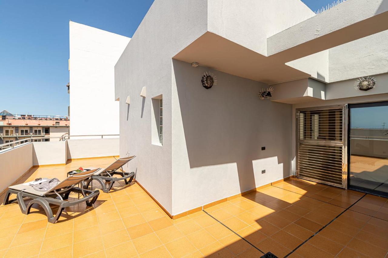 Luxury Holidays Suites, Playa De Los Cristianos Los Cristianos  Luaran gambar
