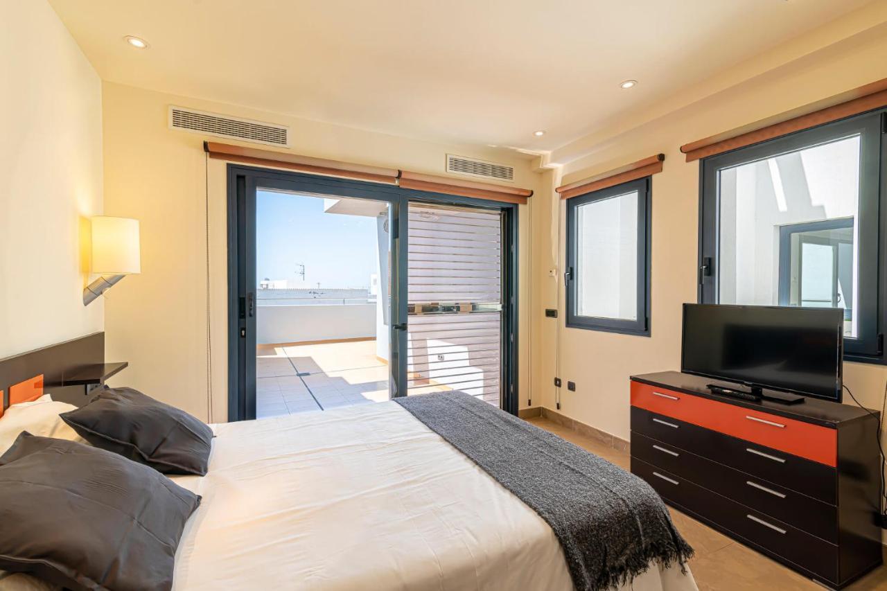 Luxury Holidays Suites, Playa De Los Cristianos Los Cristianos  Luaran gambar