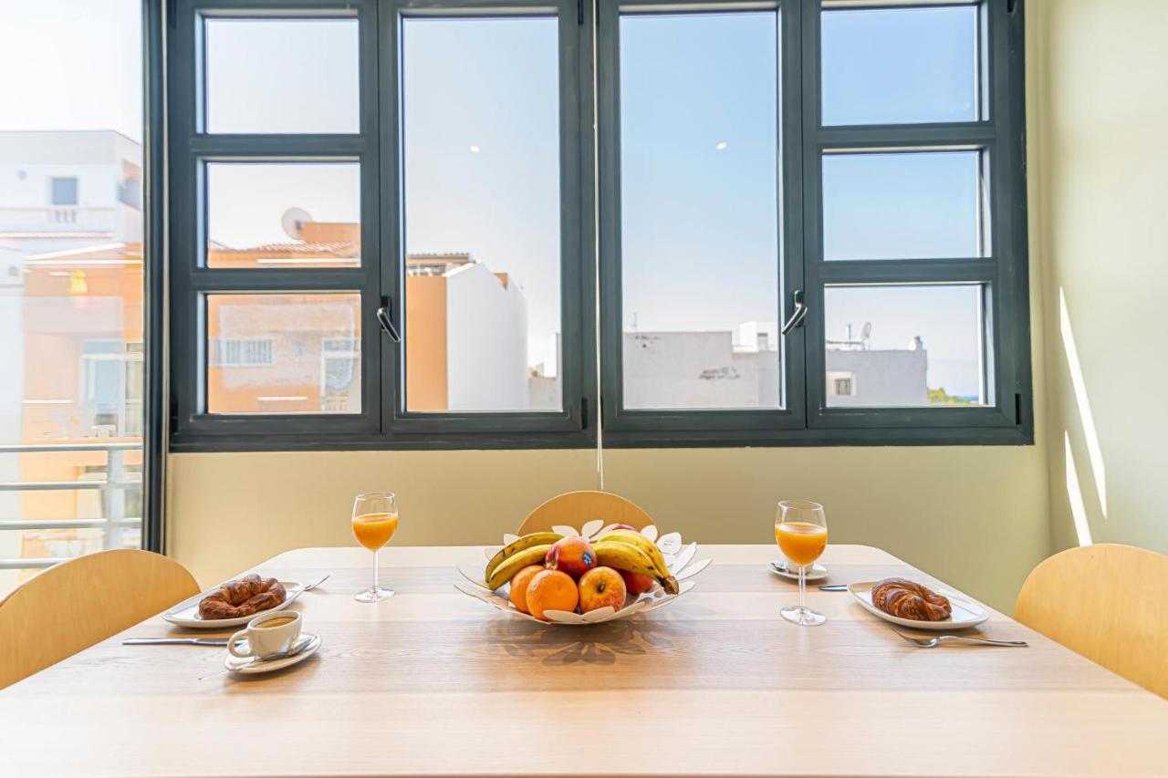 Luxury Holidays Suites, Playa De Los Cristianos Los Cristianos  Luaran gambar